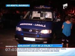 Un adolescent a căzut de la etajul VII al unui bloc din Capitală