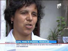 Prahova: Un bărbat îşi acuză fosta soţie că îşi agresează fiica şi o lasă nemâncată cu zilele