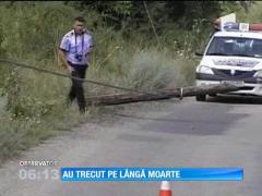 Un microbuz s-a răsturnat pe un drum Cluj