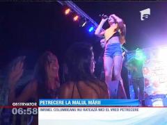 Petrecere la malul mării