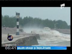 Valuri URIAŞE în China
