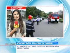Accident între troleibuz şi tramvai