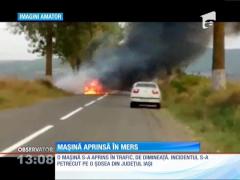 Iaşi: O maşină a luat foc în mers