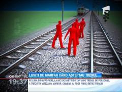Șapte oameni, loviți de marfar când așteptau trenul