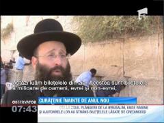 Forfotă la Zidul Plângerii din Oraşul Sfânt