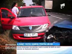 Cu ochii pe casetofon, un șofer a rănit patru oameni