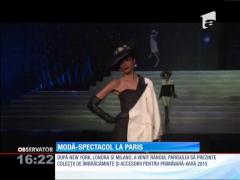Număr de striptease, la Săptămâna Modei de la Paris