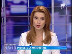 Medicii şi asistentele de la Maternitatea Elena Doamna din Iaşi au ieşit în stradă