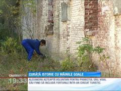 De apreciat! Un tânăr curăţă istoria cu mâinile goale