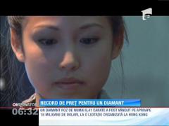 Un diamant roz a fost vândut pe aproape 18 milioane de dolari