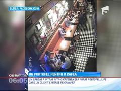 Lăsat fără portofel, la o cafea