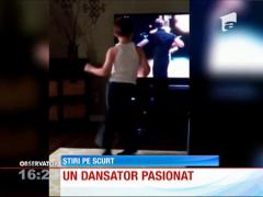 Un puști de 8 ani îl imită perfect pe Patrick Swayze