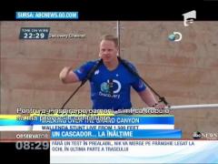 Misiune periculoasă. Pe frânghie între doi zgârie-nori din Chicago