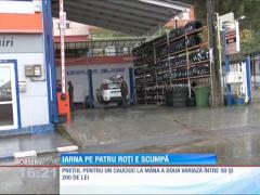 Șoferii își pregătesc mașinile pentru iarnă