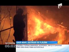 Casă nouă, distrusă de flăcări