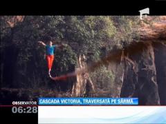 Cascada Victoria, traverată pe sârmă