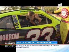 La numai şapte ani a ajuns la şcoală cu o maşină de curse din circuitul Nascar