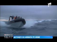 Activiști cu armata pe urme