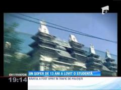 Un copil de 13 ani din clanul Cârpaci a lovit cu bolidul o tânără pe o trecere de pietoni