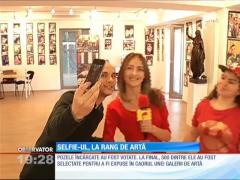 Selfie-ul, la rang de artă