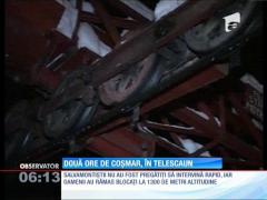 UPDATE! Cei şapte turişti rămaşi blocaţi într-un telescaun au fost salvaţi