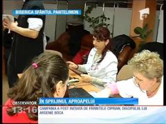 Zeci de credincioşi au donat sânge