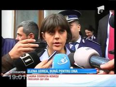 Elena Udrea a stat patru ore la DNA! A fost adusă cu poliţia şi a ieşit în huiduieli