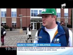 Scene rupte din filmele pentru adulţi într-o bibliotecă