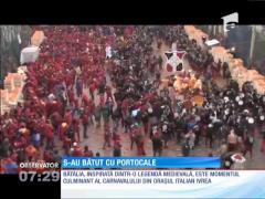 Bătăie cu portocale într-un oraş din nordul Italiei