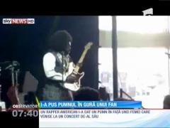 Un rapper din SUA a lovit cu o femeie cu pumnul în față, chiar pe scenă