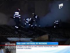 Un incendiu puternic a lăsat trei familii din Bucureşti fără locuinţe