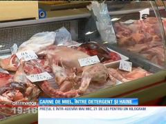 Şocant! Carne de miel vândută printre detergenţi şi mâncare de pisici