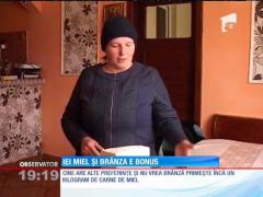 Oferta specială de la un cioban din Alba: Iei miel, şi brânza e bonus.