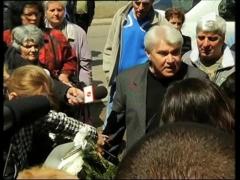 Oana Zăvoranu, în genunchi în fața unchiului