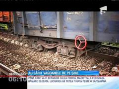 PERICOL IMENS! Au sărit vagoanele de pe şine