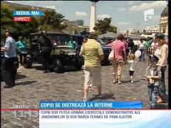 Copiii se distrează la Ministerul Afacerilor Interne