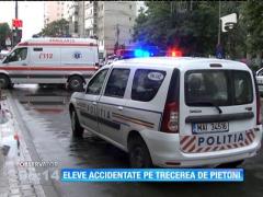 Trei eleve au fost rănite după ce au fost lovite de o maşină pe o trecere de pietoni din Focşani