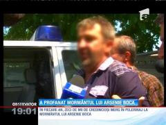 Mormântul lui Arsenie Boca a fost profanat!
