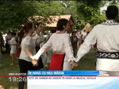 Nea Mărin a încins hora la Muzeul Satului