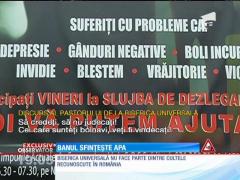Biserica Universală din Bucureşti oferă apă cu puteri miraculoase adepţilor săi