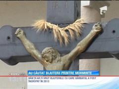 Mormântul unui bărbat din Maramureș, mort în 2013, răscolit de doi tineri pentru bijuterii