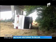 Autocar răsturnat în Belgia. 34 de copii britanici, dar şi patru adulţi, a ajuns înafara părţii carosabile