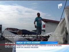 Un şofer de TIR a fost forţat să facă accident