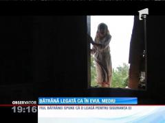 Bătrână nevăzătoare legată de scaun! Autorităţile doar deplâng sărăcia familiei