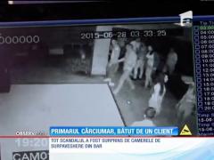 Singurul primar cârciumar, bătut de un client