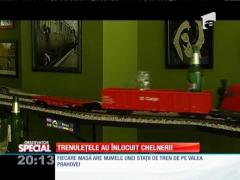 Special! Trenuleţele au înlocuit chelnerii