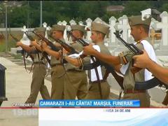 Momente sfâşietoare la înmormântarea militarului mort ucis de o cisternă de Ziua Imnului