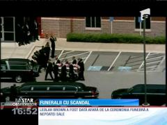 Scandal lângă sicriul fiicei lui Whitney Houston