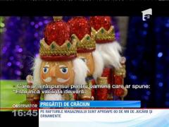 Marile lanţuri de magazine din Londra fac pregătirile de Crăciun