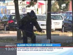 Clipe tensionate de dimineaţă într-un centru de afaceri din Vaslui, după o alertă cu bombă